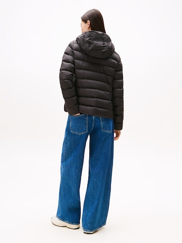 Giacca di mezza stagione di Tommy Jeans in nero