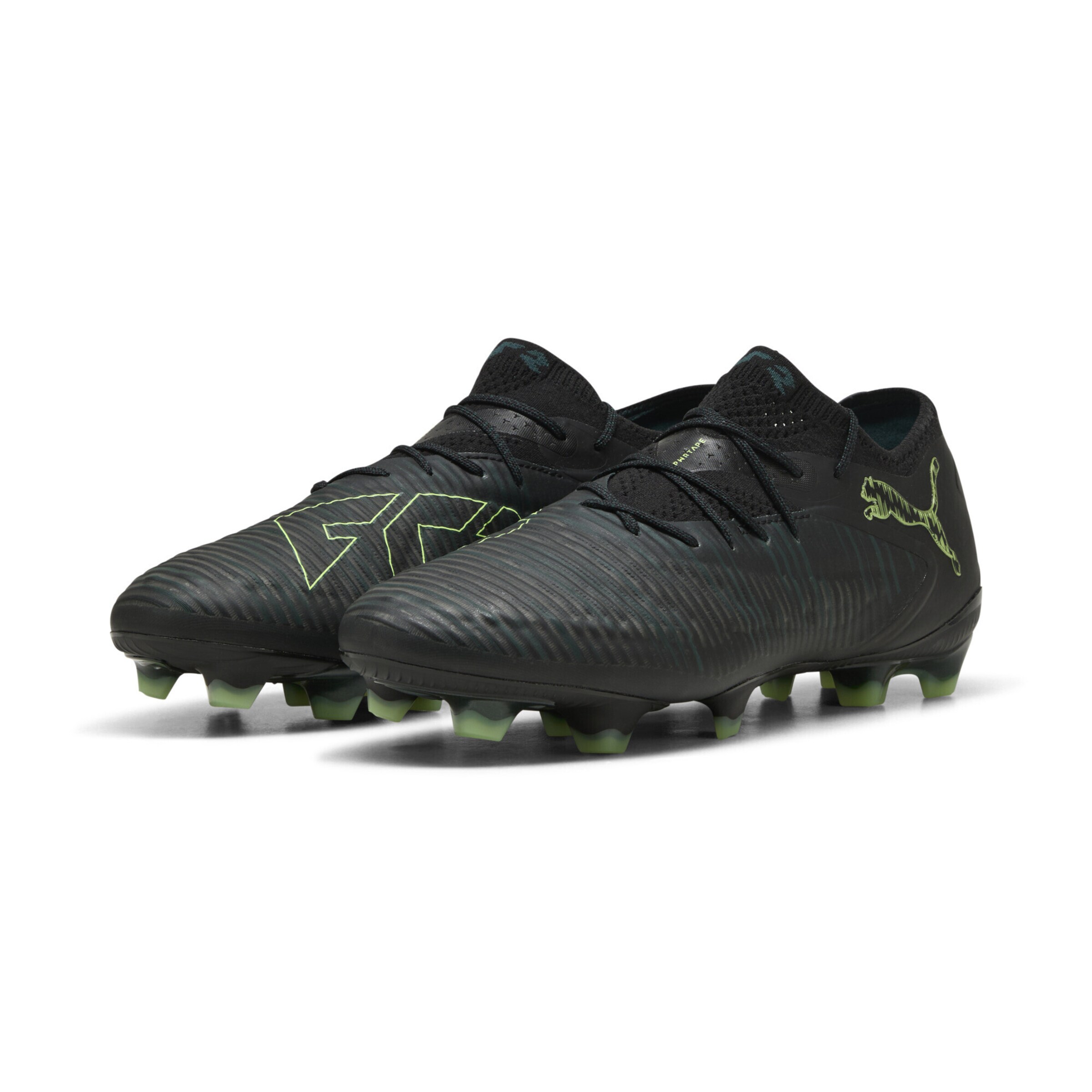 Chaussure de foot 'Future 8 Ultimate' PUMA en noir