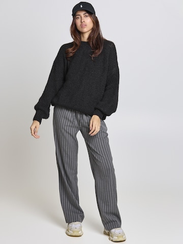 Lilavie Strickpullover ' Peggii ' in Schwarz