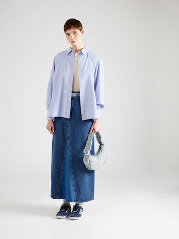 Wallis Blouse in Blue