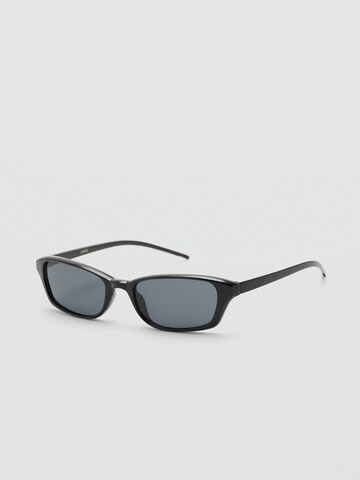 MANGO Sonnenbrille 'LOULOU' in Schwarz: Vorderseite