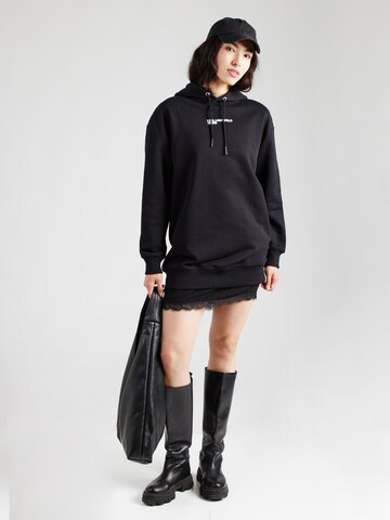 KARL LAGERFELD JEANS Sweatshirt i sort