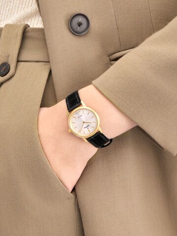 Montre à affichage analogique 'Festina - Watch Swiss Made - Quartz watch movement - Watch case width: 29.3 mm' FESTINA en blanc : devant