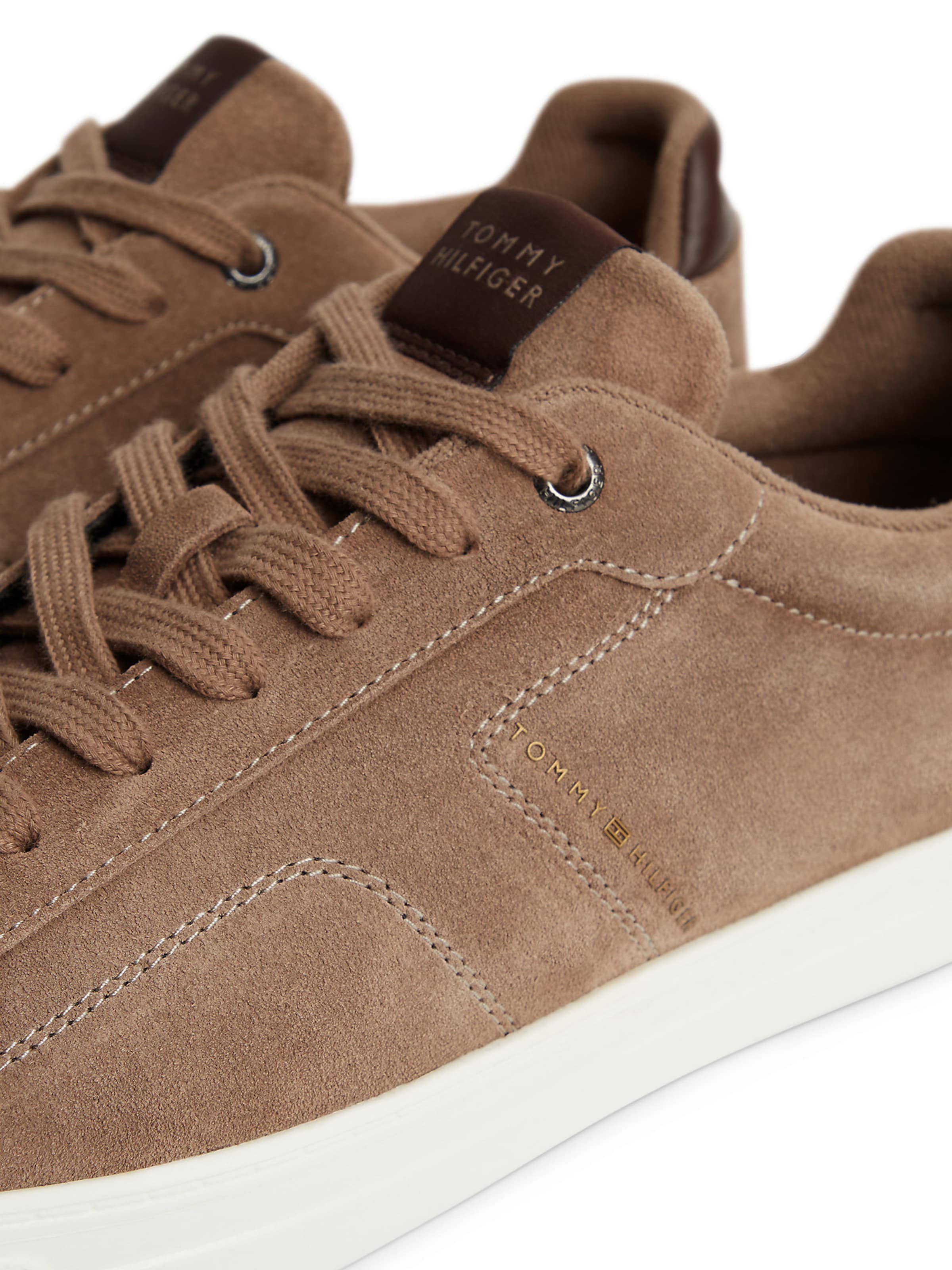 TOMMY HILFIGER Sneakers laag in Bruin