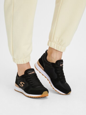 Sneaker bassa 'Goldn Gurl' di SKECHERS in nero: frontale