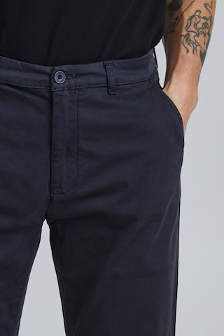 Casual Friday Regular Chino Pants 'Viggo' in Blue