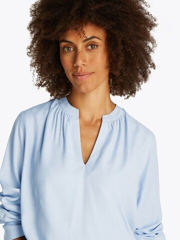 TOMMY HILFIGER Bluse in Blau