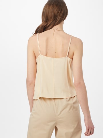 Top 'Vicky' di ABOUT YOU in beige