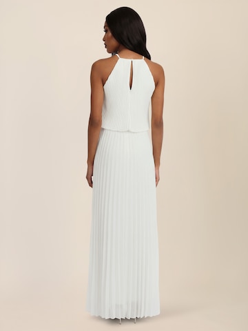 APART Kleid in Beige