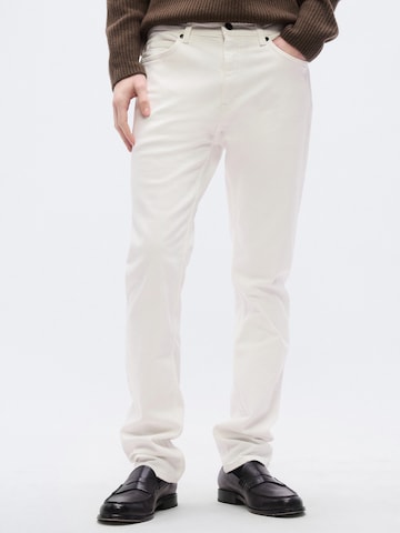 HUGO - regular Vaquero '708' en blanco: frente