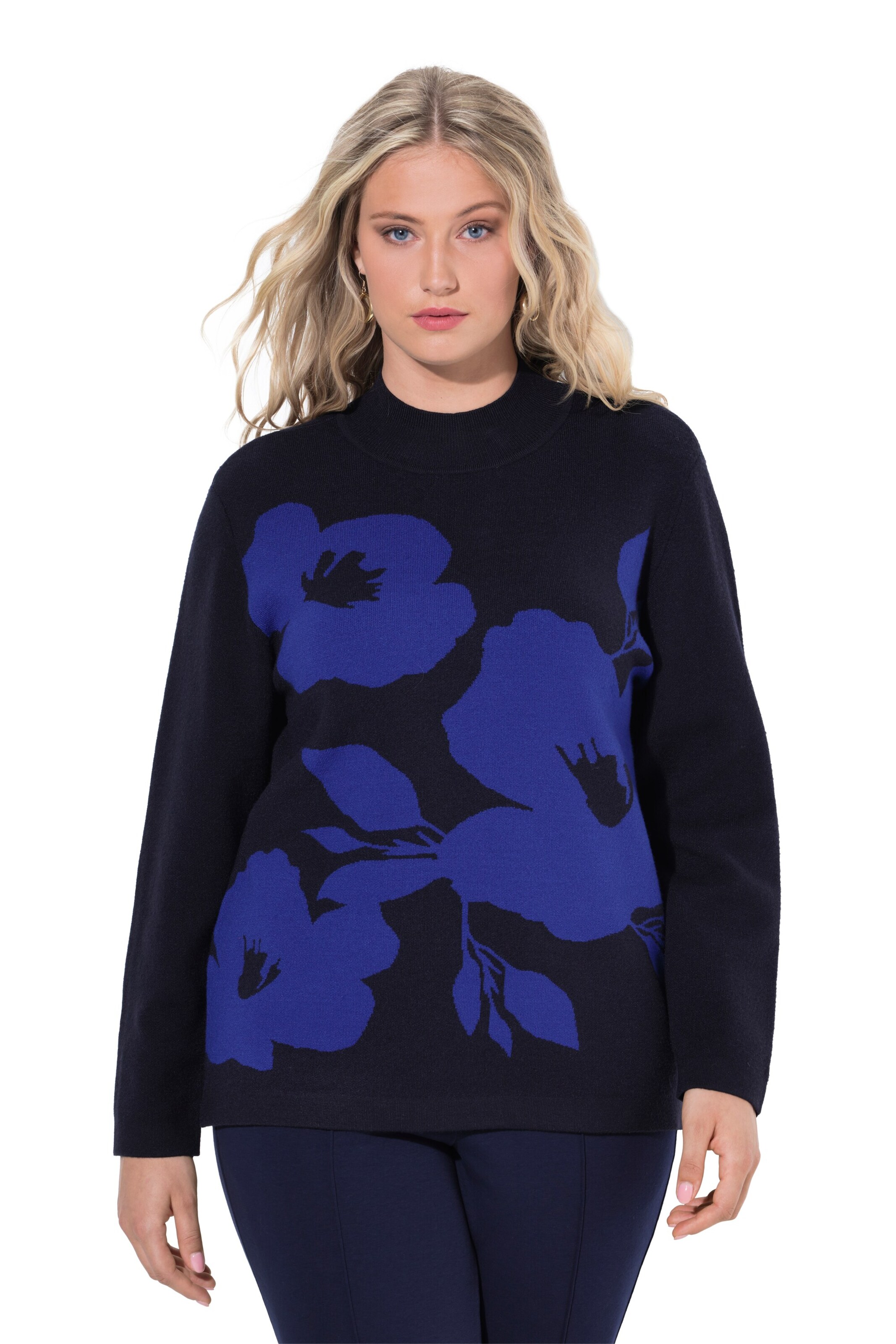 Ulla Popken Sweater in Black: front