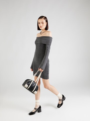 HOLLISTER - Vestido de punto en gris