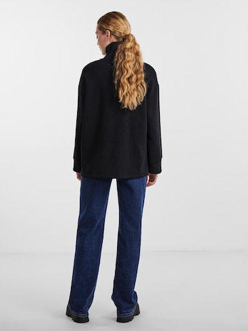 PIECES Sweatshirt 'SELINA' in Black