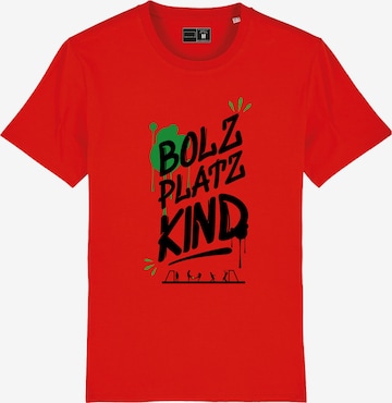 Bolzplatzkind Shirt in Red: front