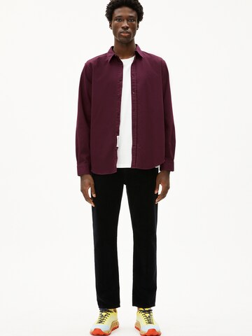 ARMEDANGELS Comfort fit Overhemd 'GIAALO' in Rood