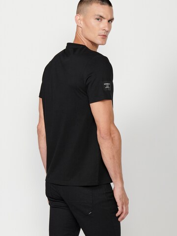 KOROSHI T-Shirt in Schwarz