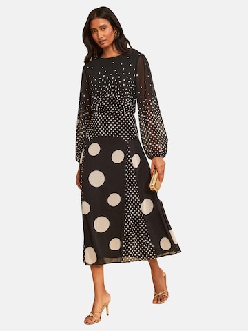 Rochie de la love & roses pe negru: față