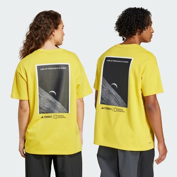ADIDAS TERREX Functioneel shirt 'National Geographic' in Geel: voorkant