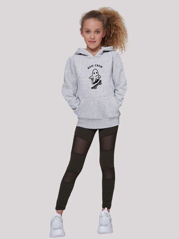 Sweat-shirt 'Boo Crew Halloween' F4NT4STIC en Gris | ABOUT YOU