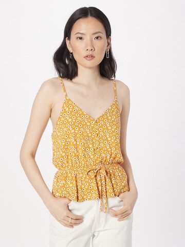 ABOUT YOU Top 'Camilla' in Yellow: front