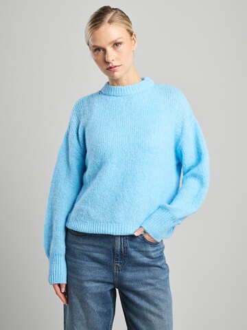 America Today Sweater in Blue: front