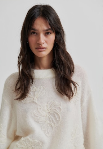 Pull-over 'Bellarose' SECOND FEMALE en blanc