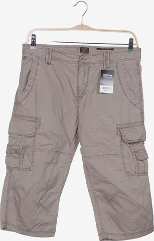 s.Oliver Shorts in 32 in Beige: front