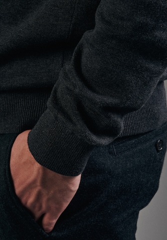SEIDENSTICKER Sweater ' Schwarze Rose ' in Grey