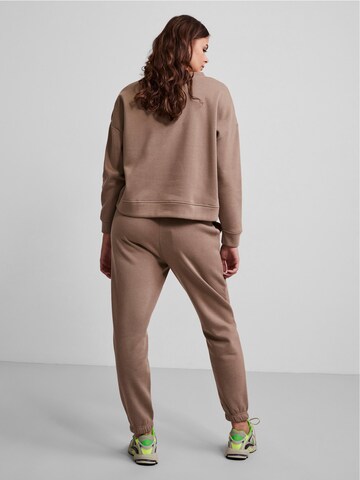 Sweat-shirt 'Chilli' PIECES en marron