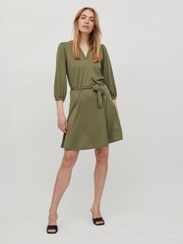 Vila Tall - Vestido camisero 'Edena' en verde