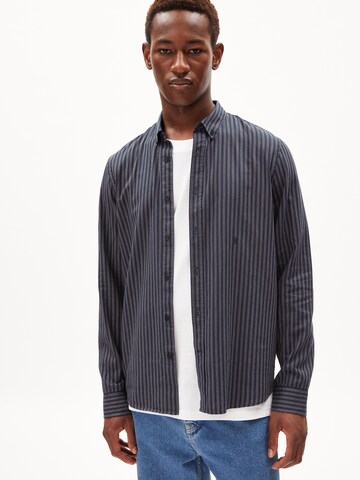 ARMEDANGELS Regular fit Button Up Shirt 'QUAASA STRIPES' in Black: front