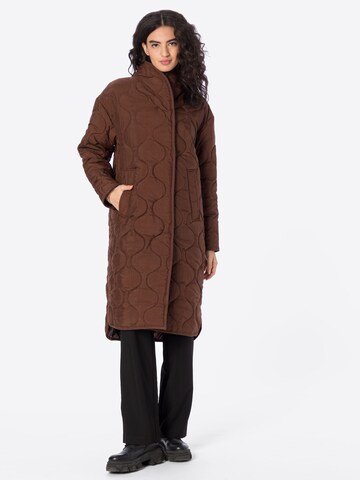 Smith&Soul Between-Seasons Coat 'Tola' in Brown: front