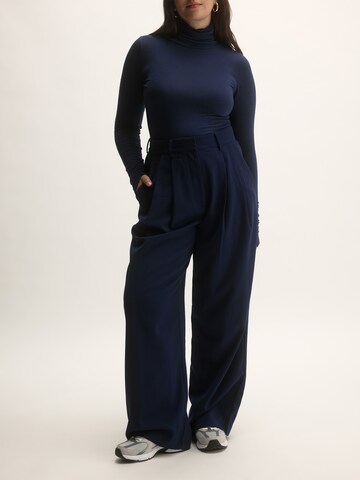 Loosefit Pantaloni 'Primrose' di KAVAZI in blu: frontale