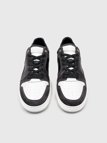 Dutch'D Sneakers 'Rune' in Grey