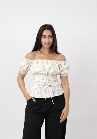 Elara Blouse in Beige