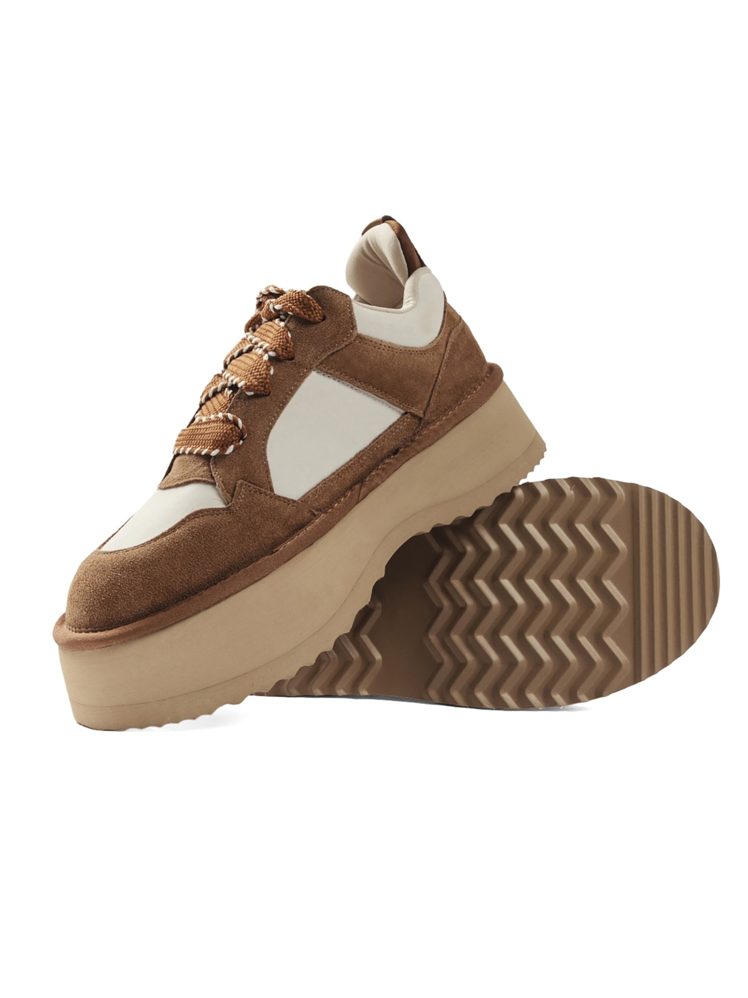 L'Arte Milano Sneakers in Beige
