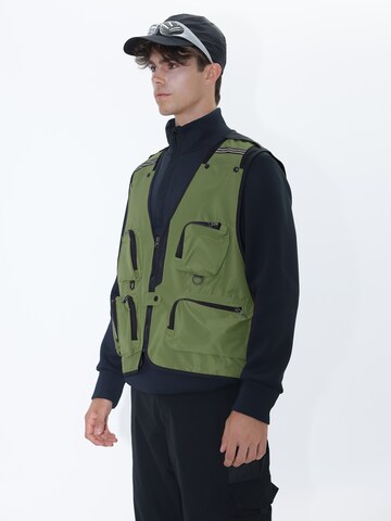 Youthup Sports Vest in Green