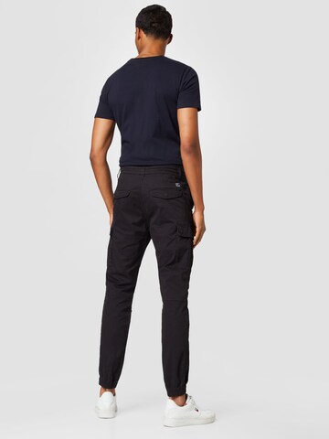 Vintage Industries Tapered Cargo trousers in Black