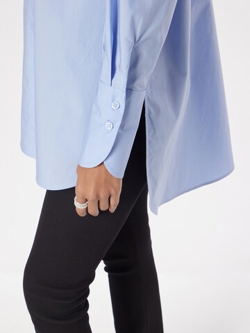 Sisley Bluse in Blau