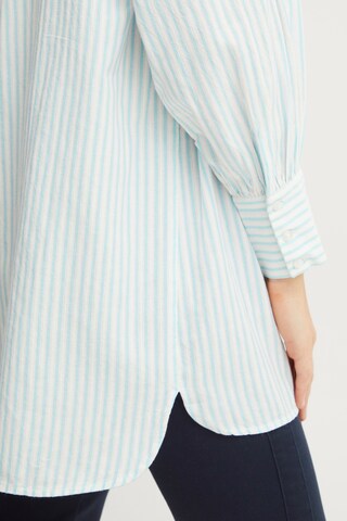 Fransa - Blusa 'Kaja' em azul