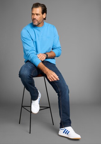 Man's World Sweatshirt in Blue