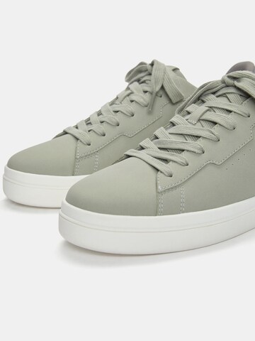 Pull&Bear Sneaker 'CLASSIC' in Grün