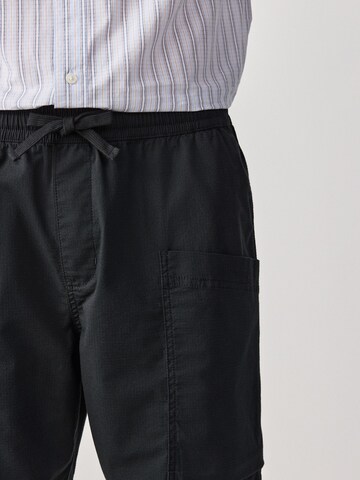 Regular Pantalon cargo Next en noir