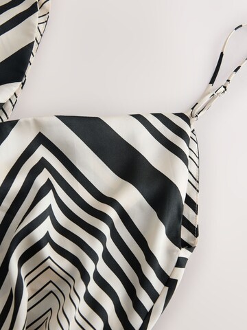Next Kleid in Schwarz