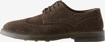 Next Nauhakengät värissä ruskea: etupuoli