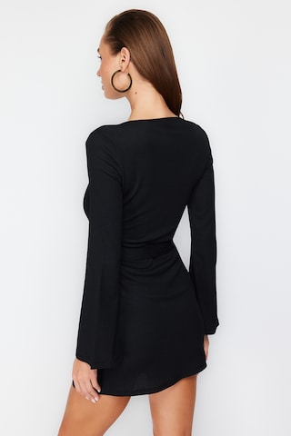 Rochie de la Trendyol pe negru