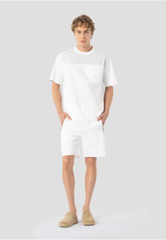 regular Pantaloni 'Russ' di Elias Rumelis in bianco