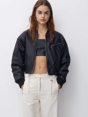 Pull&Bear Overgangsjakke i sort: forside