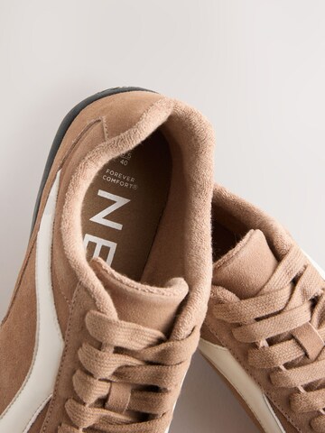 Next Platform trainers in Beige