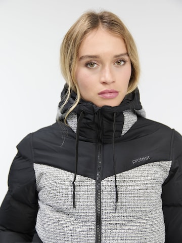 PROTEST Sportjacke 'PRTBARLEY' in Schwarz